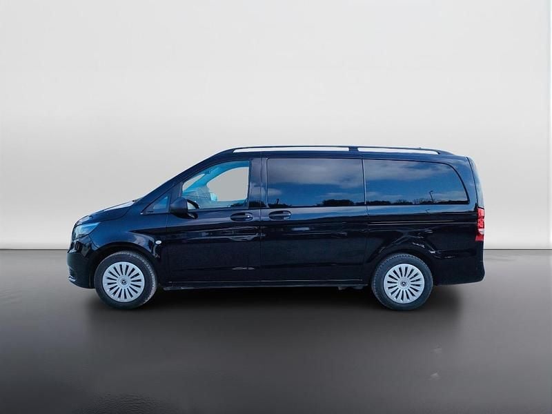 Usata Mercedes Vito 136 CV (100 kW) 2022 Nero ossidiana metallizzato Furgone