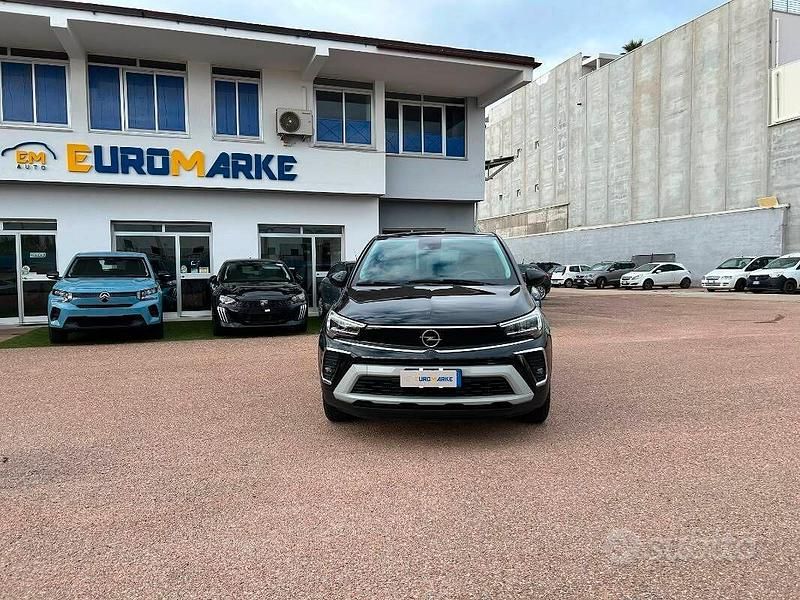 Usata Opel Crossland X Elegance 110 CV (80 kW) 2023 Nero SUV