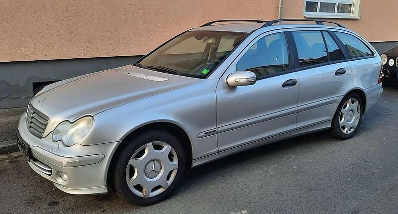 Usata 2004 Mercedes C200 Classic Station wagon | 3800 € - Immagine 1/4