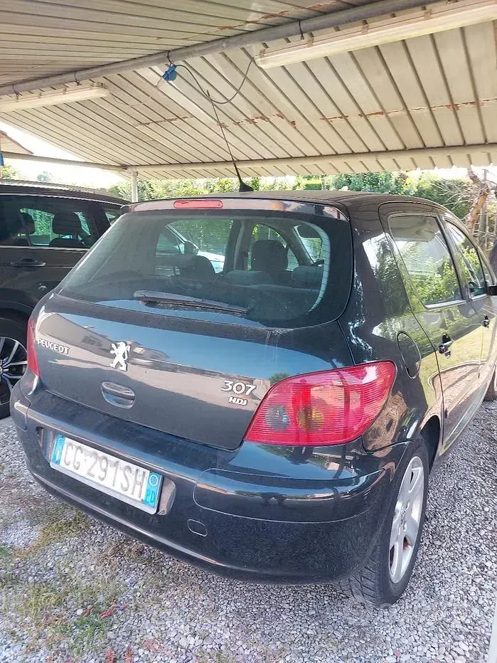 Usata Peugeot 307 90 CV (66 kW) 2004 Nero Berlina