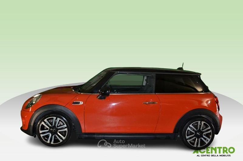 Usata Mini Cooper Hype 136 CV (100 kW) 2018 Arancione Utilitaria