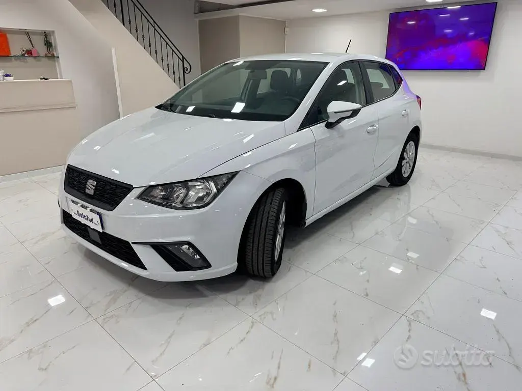 Usata Seat Ibiza Business 95 CV (69 kW) 2021 Bianco Utilitaria