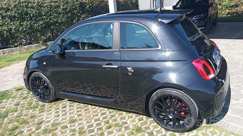 Usata Abarth 595 Pista 160 CV (117 kW) 2017 Nero Berlina