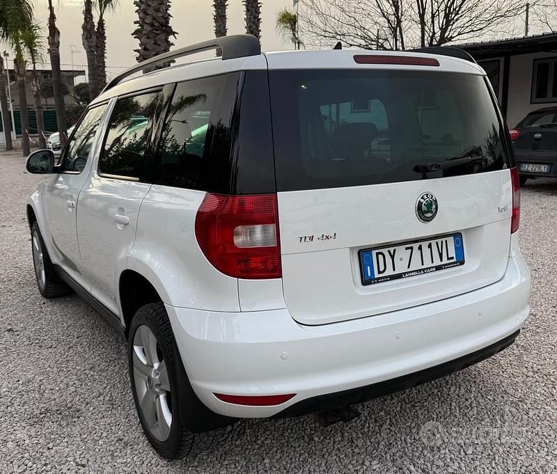 Usata Skoda Yeti 140 CV (102 kW) 2009 Bianco SUV