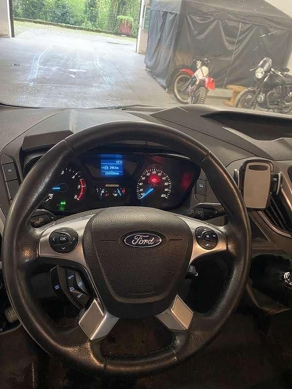Usata Ford Transit Custom Basis 125 CV (91 kW) 2015 Furgone