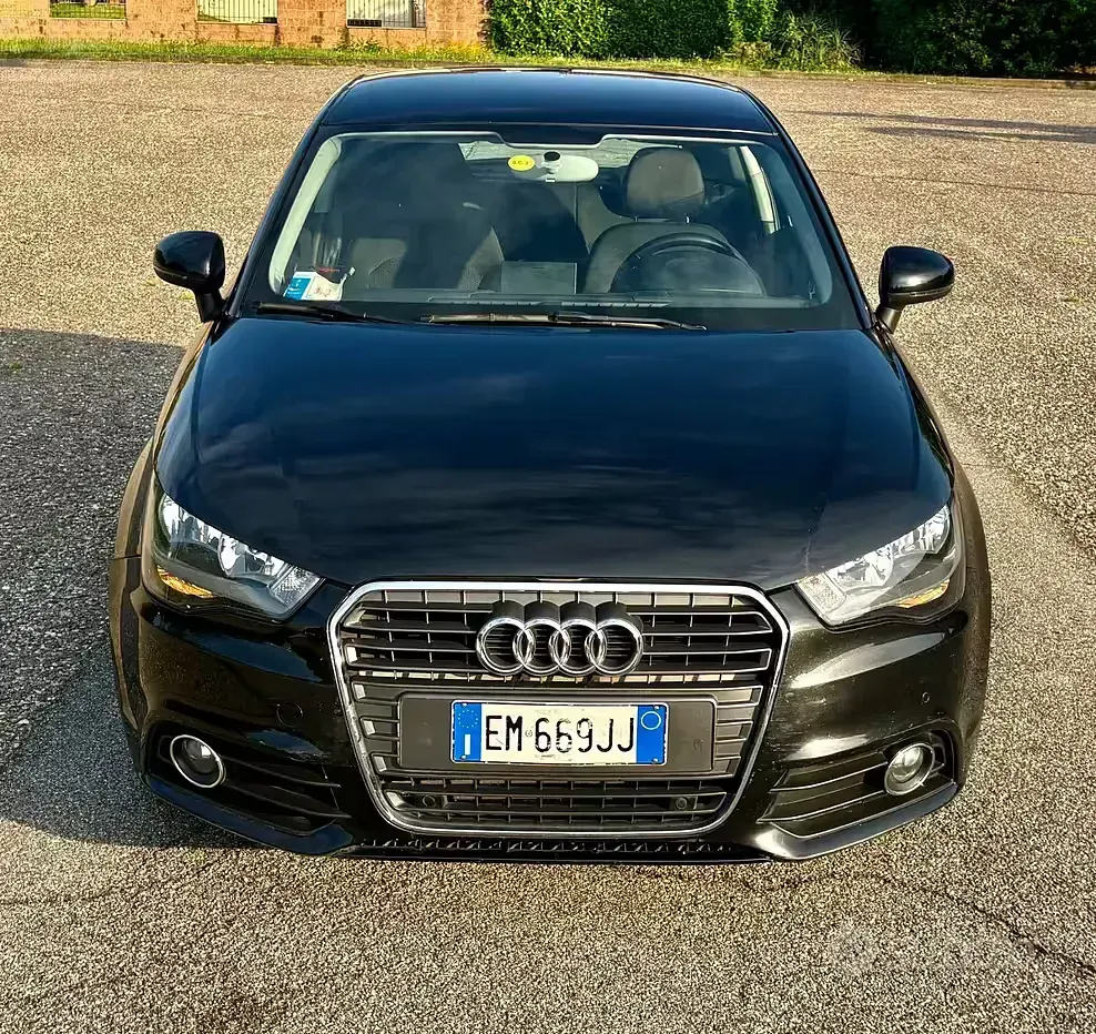 Usata Audi A1 Admired 105 CV (77 kW) 2012 Nero Utilitaria