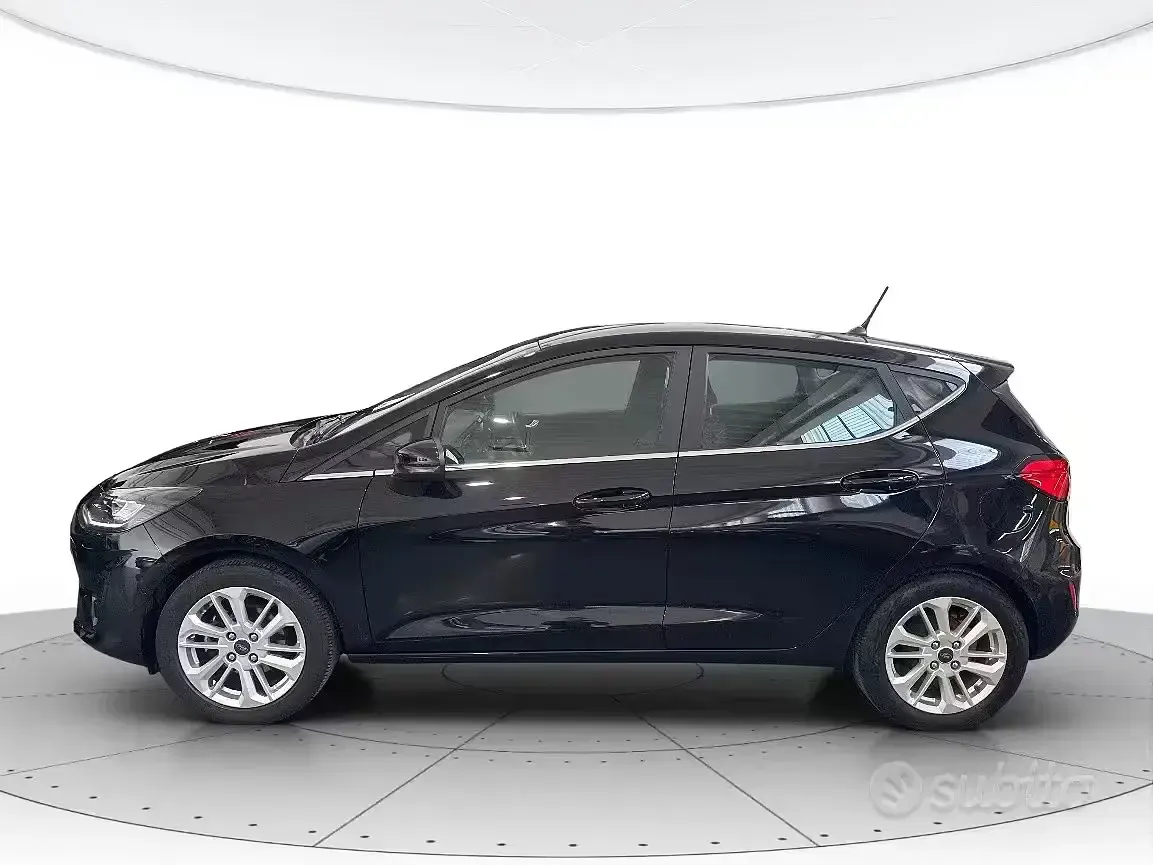 Usata Ford Fiesta Titanium 75 CV (55 kW) 2023 Nero Utilitaria