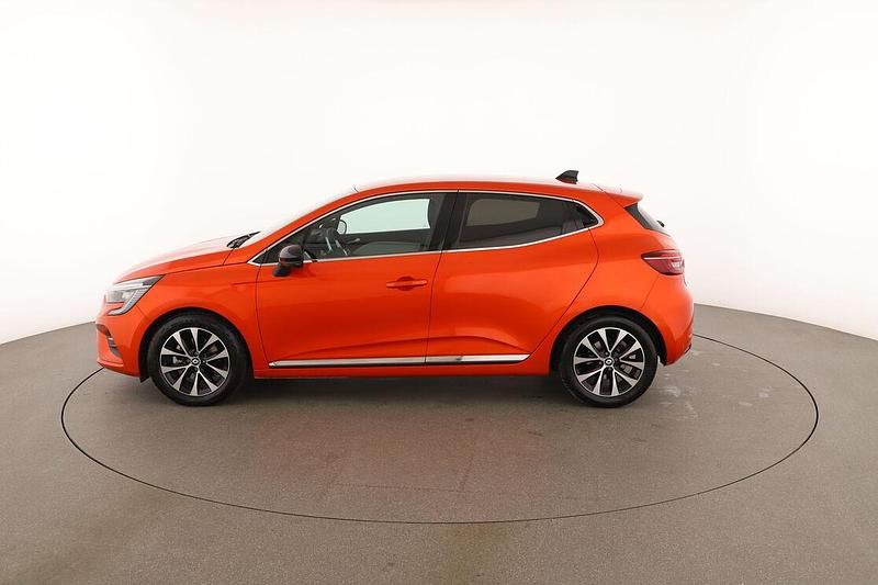 Usata Renault Clio V Techno 140 CV (102 kW) 2023 Arancio