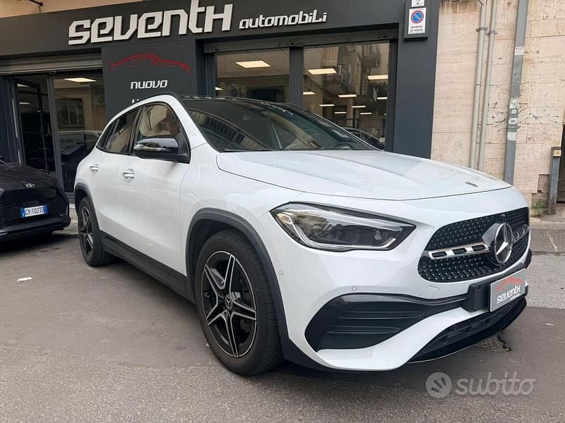 Usata Mercedes GLA200 Premium 150 CV (110 kW) 2020 Bianco SUV