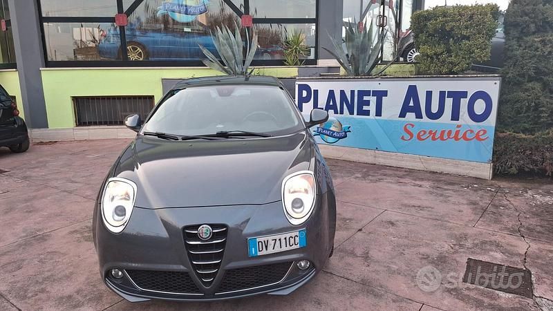Usata Alfa Romeo MiTo Distinctive 120 CV (88 kW) 2009 Grigio Utilitaria