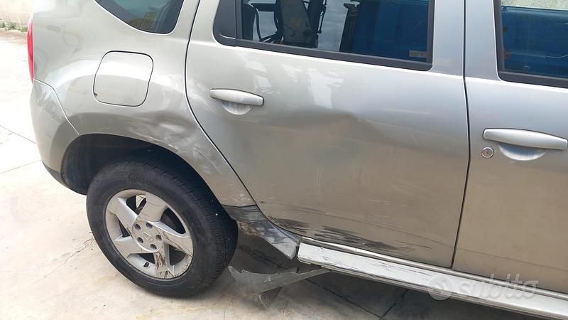 Usata Dacia Duster 105 CV (77 kW) 2012 Berlina