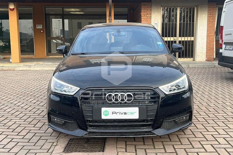 Usata Audi A1 Design 95 CV (69 kW) 2018 Nero Berlina