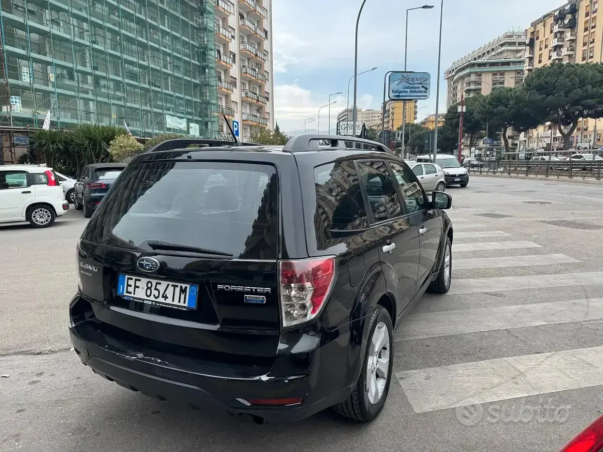 Usata Subaru Forester 147 CV (108 kW) 2009 Nero SUV