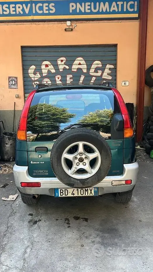 Usata Daihatsu Terios 83 CV (61 kW) 1999 Bluazzurro SUV
