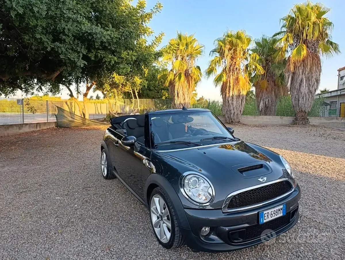 Usata Mini Cooper S Cabriolet 184 CV (135 kW) 2013 Cabrio
