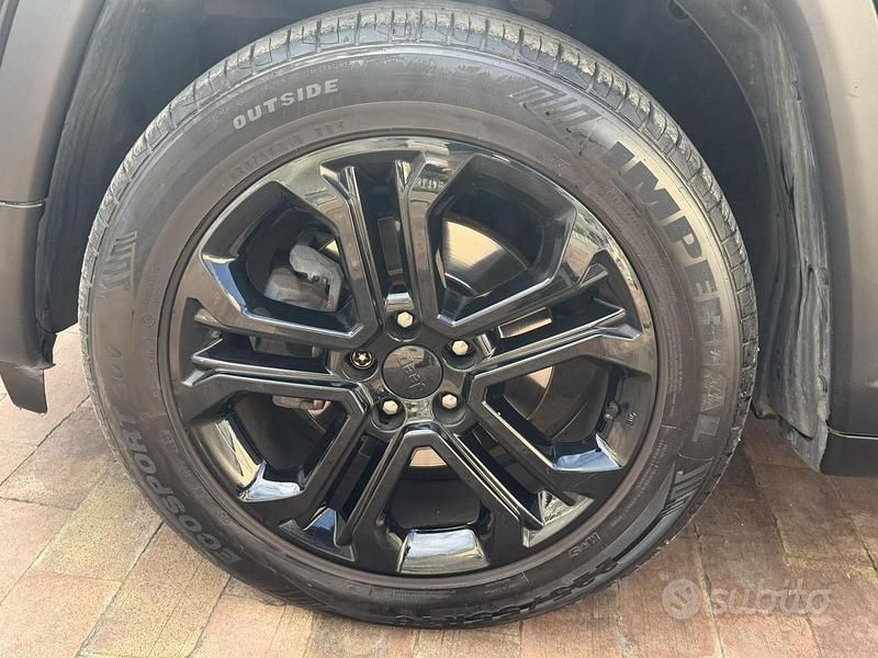 Usata Jeep Compass Night Eagle 130 CV (95 kW) 2022 Nero SUV