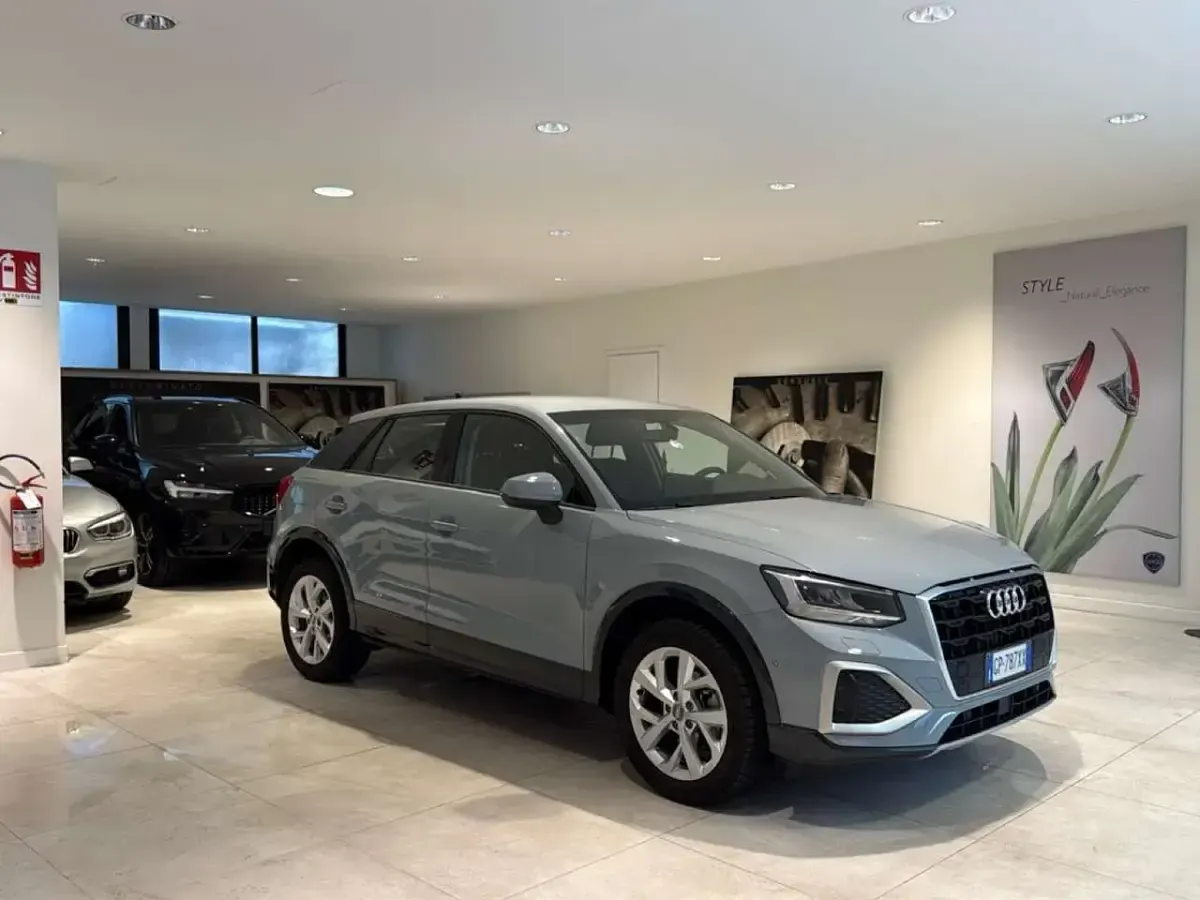 Usata Audi Q2 150 CV (110 kW) 2022 Grigio SUV