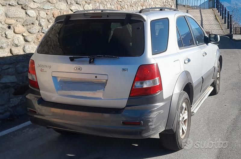 Usata Kia Carens 2004 Grigio Monovolume