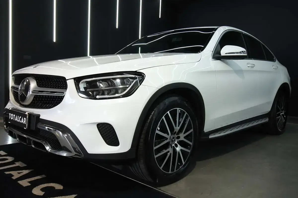 Usata Mercedes GLC200 Premium Plus 163 CV (119 kW) 2020 Bianco SUV