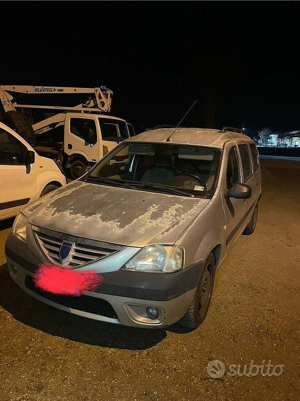Usata 2007 Dacia Logan Station wagon | 700 € - Immagine 1/4
