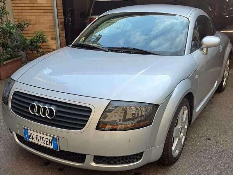 Usata Audi TT 179 CV (131 kW) 2002 Argento Coupé