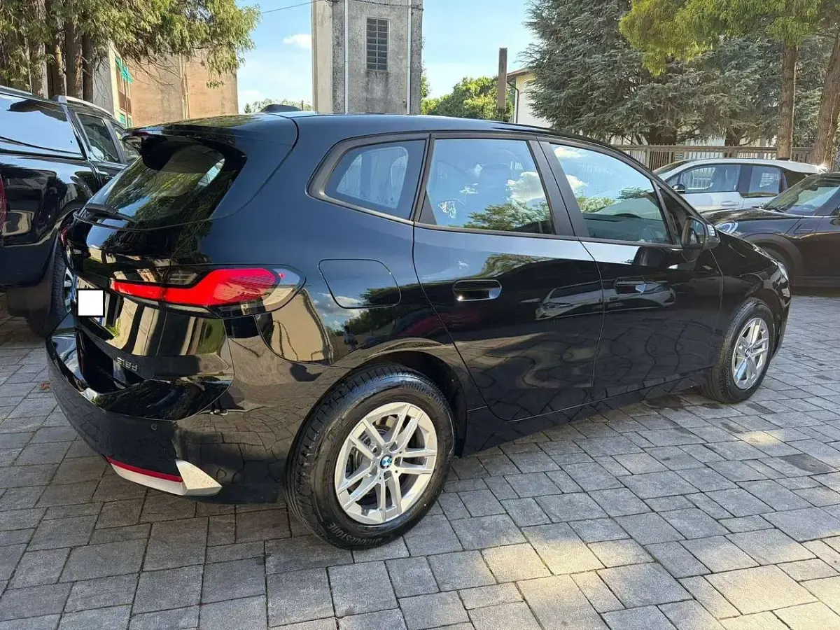 Usata BMW 218 Active Tourer Comfort Edition 150 CV (110 kW) 2022 Nero Monovolume