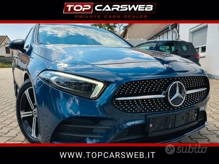 Usata Mercedes A200 Premium 163 CV (119 kW) 2022 Blu Berlina