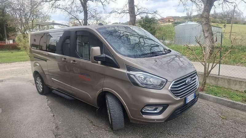 Usata Ford Tourneo Custom Titanium 185 CV (136 kW) 2020 Furgone