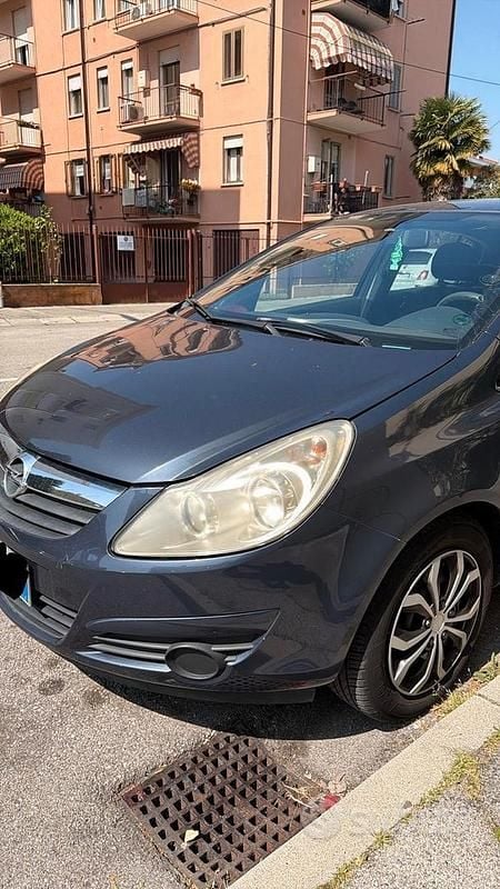 Usata Opel Corsa 75 CV (55 kW) 2008 Blu/azzurro Utilitaria