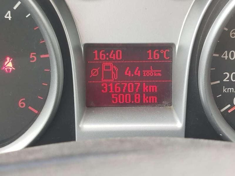 Usata Ford Focus Style 90 CV (66 kW) 2010 Grigio Station wagon