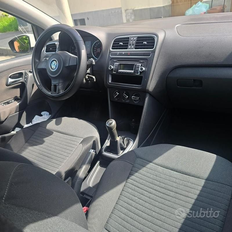 Usata VW Polo 60 CV (44 kW) 2012 Bianco Berlina