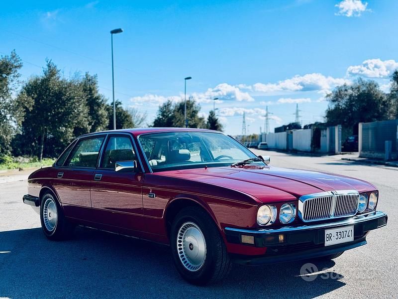 Usata Jaguar XJ6 213 CV (156 kW) 1987 Rosso Berlina