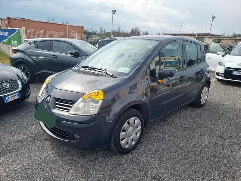 Usata Renault Modus Dynamique 75 CV (55 kW) 2005 Grigio Monovolume