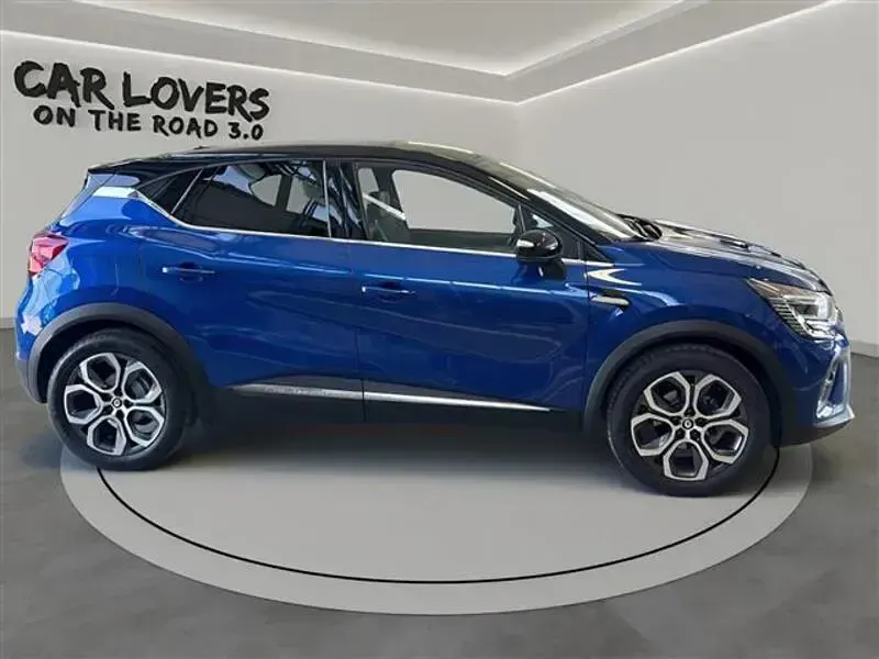 Usado Renault Captur Intens 101 CV (74 kW) 2023 Azul SUV