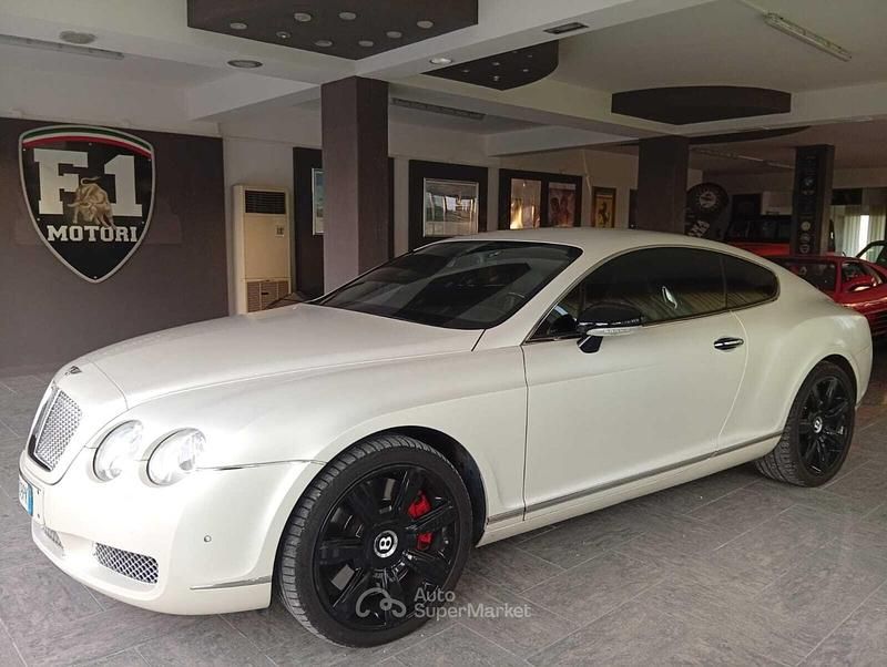 Usata Bentley Continental GT 560 CV (411 kW) 2006 Bianco Berlina