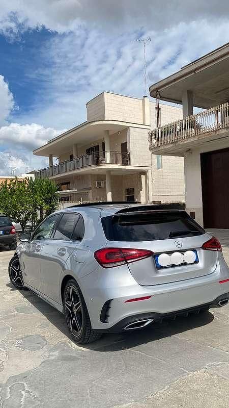 Usata Mercedes A180 Premium 116 CV (85 kW) 2019 Berlina