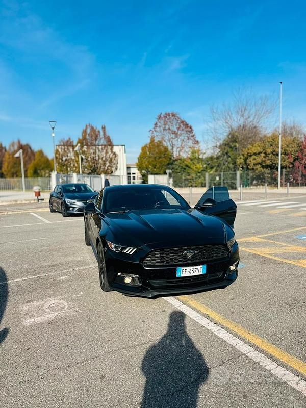 Nero Usata 2016 Ford Mustang Fastback Coupé | 23.500 € (Super prezzo) - Immagine 1/4