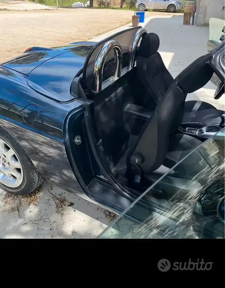 Usata Fiat Barchetta 131 CV (96 kW) 2002 Bluazzurro Cabrio