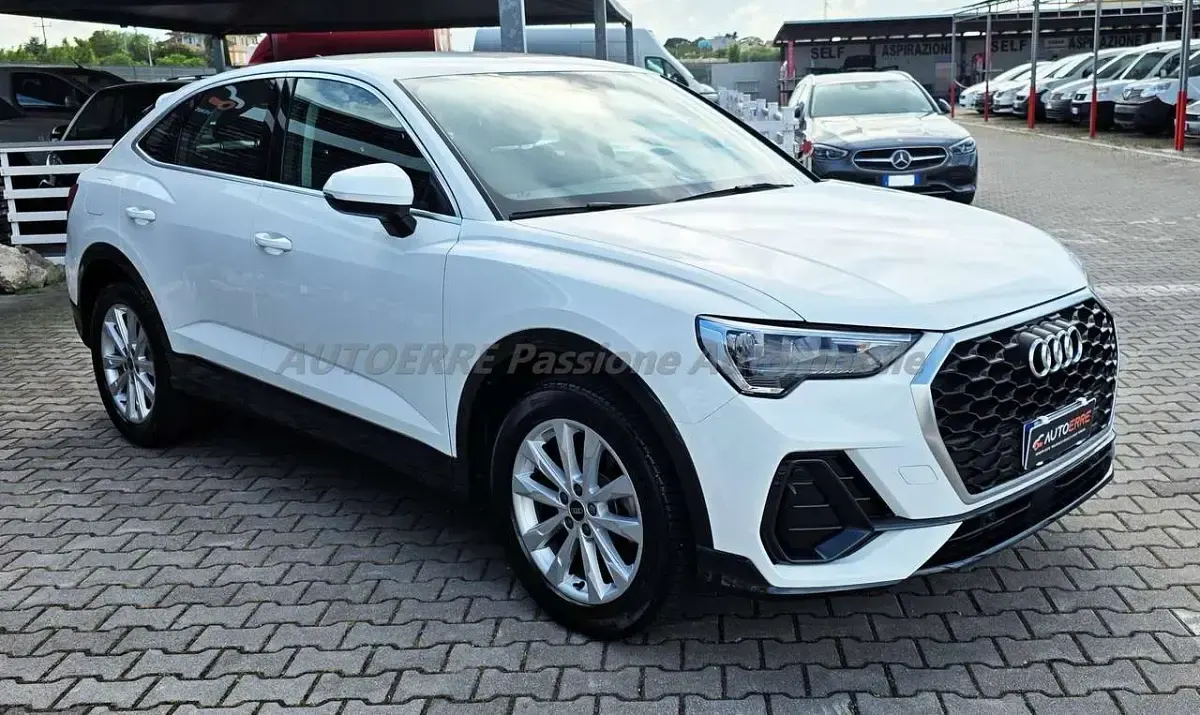 Usata Audi Q3 Sportback S-Line 150 CV (110 kW) 2020 Bianco SUV