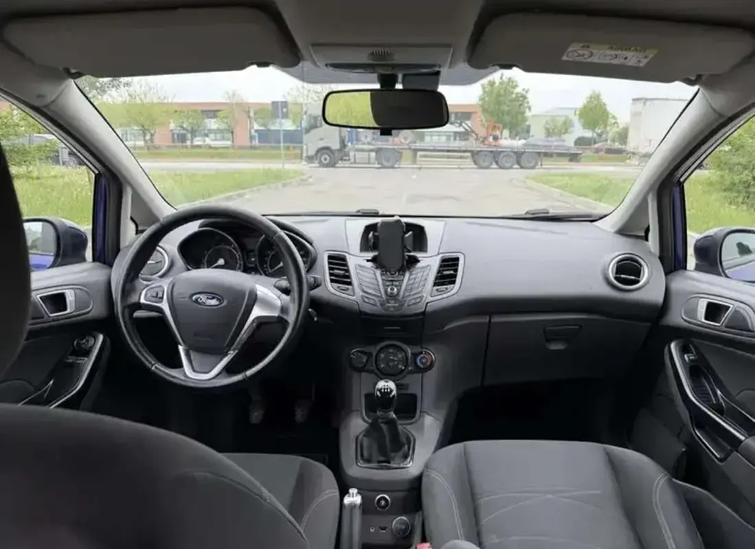 Usata Ford Fiesta Titanium 95 CV (69 kW) 2009 Berlina