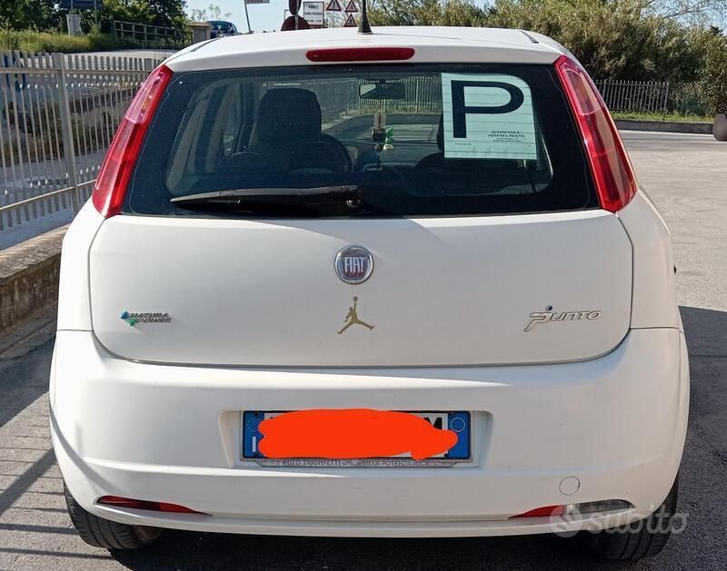 Usata Fiat Punto 80 CV (58 kW) 2009 Utilitaria
