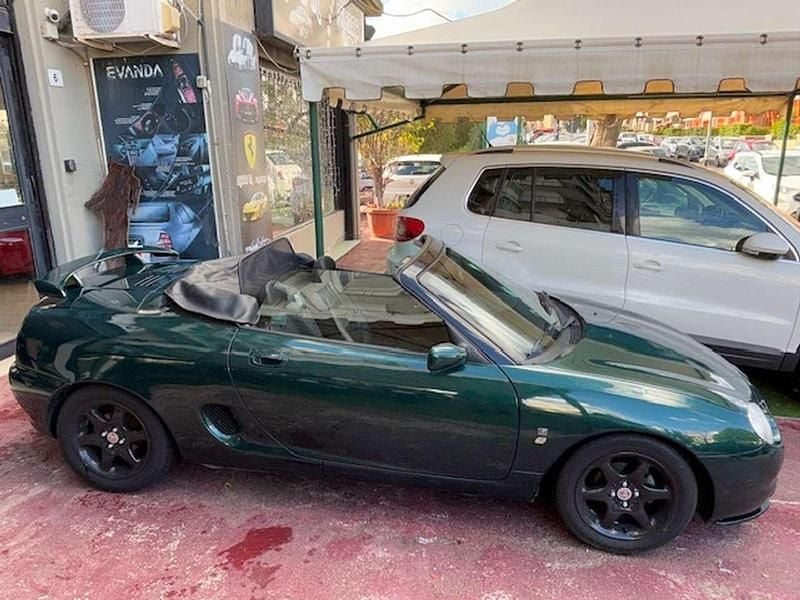 Usata MG F 120 CV (88 kW) 1998 Verde Cabrio