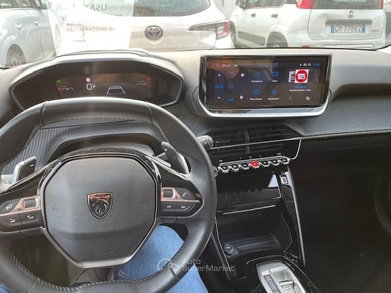 Usata Peugeot 208 101 CV (74 kW) 2024 Rosso Utilitaria