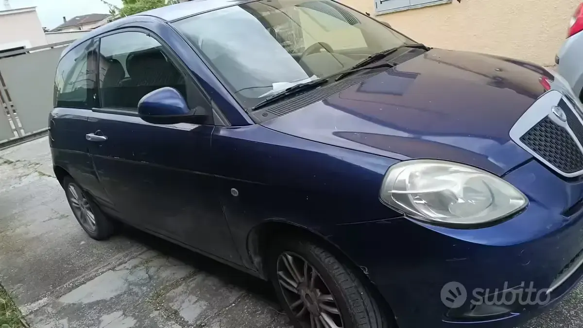 Usata Lancia Ypsilon 60 CV (44 kW) 2009 Utilitaria
