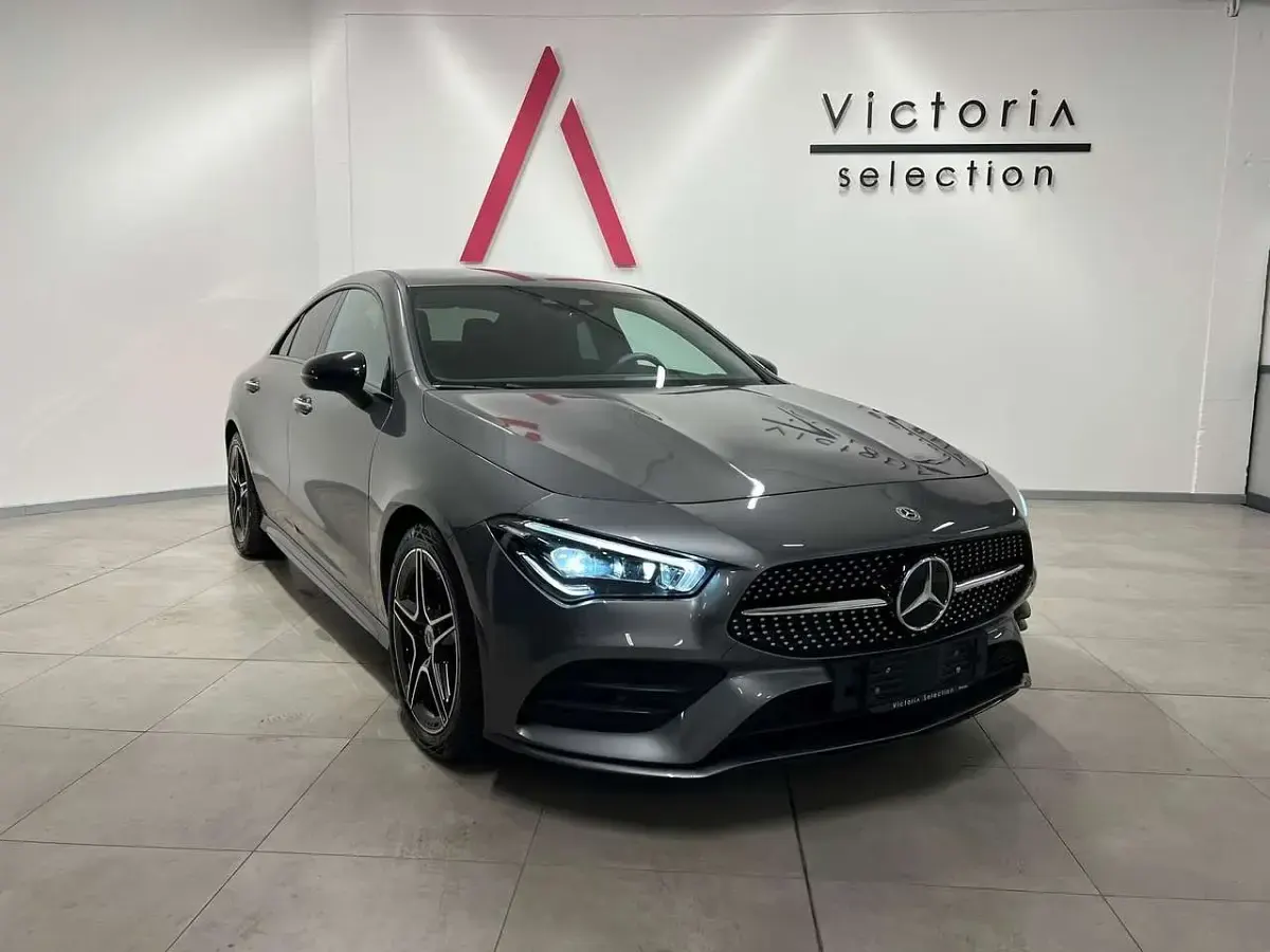 Usata Mercedes CLA200 AMG Line Premium 163 CV (119 kW) 2023 Grigio Coupé