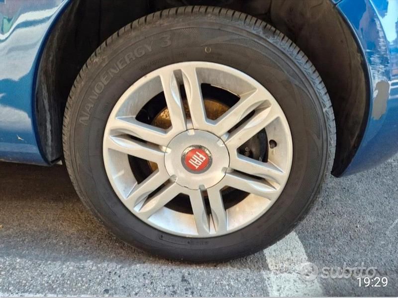 Usata Fiat Panda 75 CV (55 kW) 2011 Blu Utilitaria