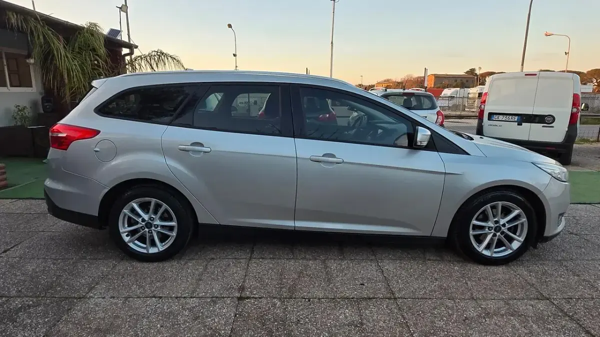 Usata Ford Focus Titanium X 120 CV (88 kW) 2016 Argento Station wagon