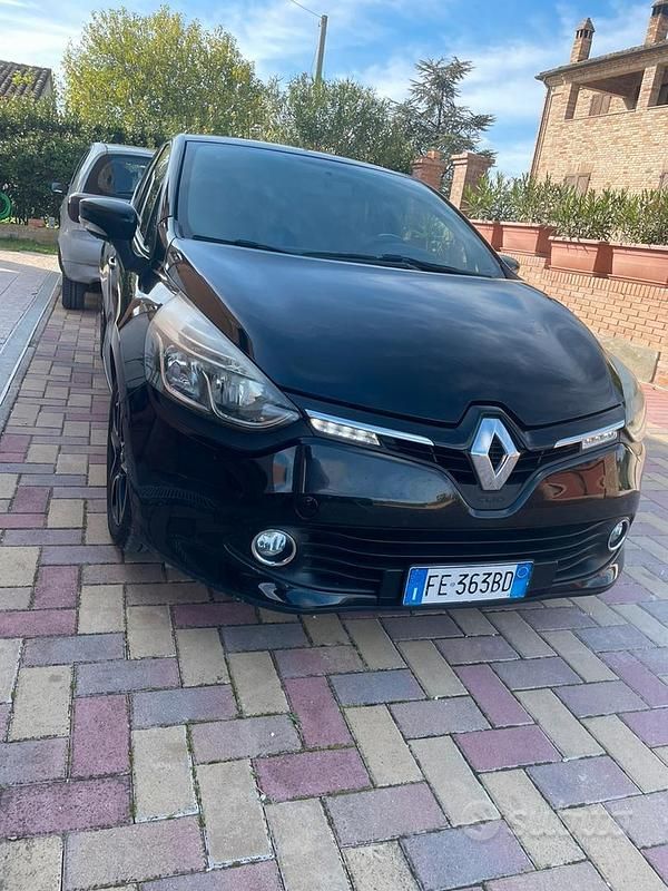 Usata Renault Clio IV 75 CV (55 kW) 2016 Nero Berlina