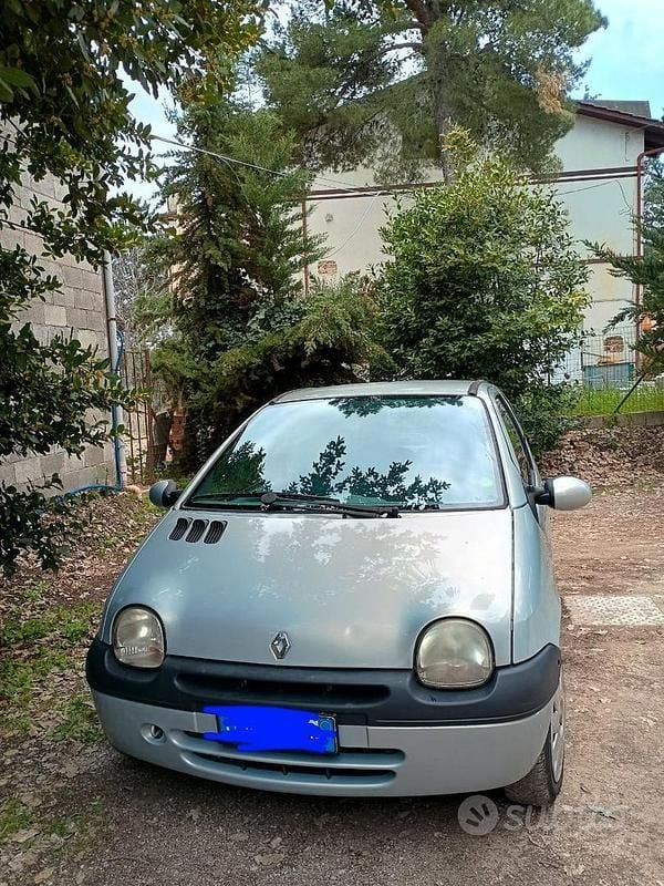 Usata Renault Twingo 58 CV (42 kW) 2004 Grigio Utilitaria