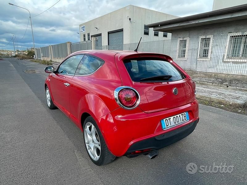 Usata Alfa Romeo MiTo 90 CV (66 kW) 2008 Rosso Utilitaria